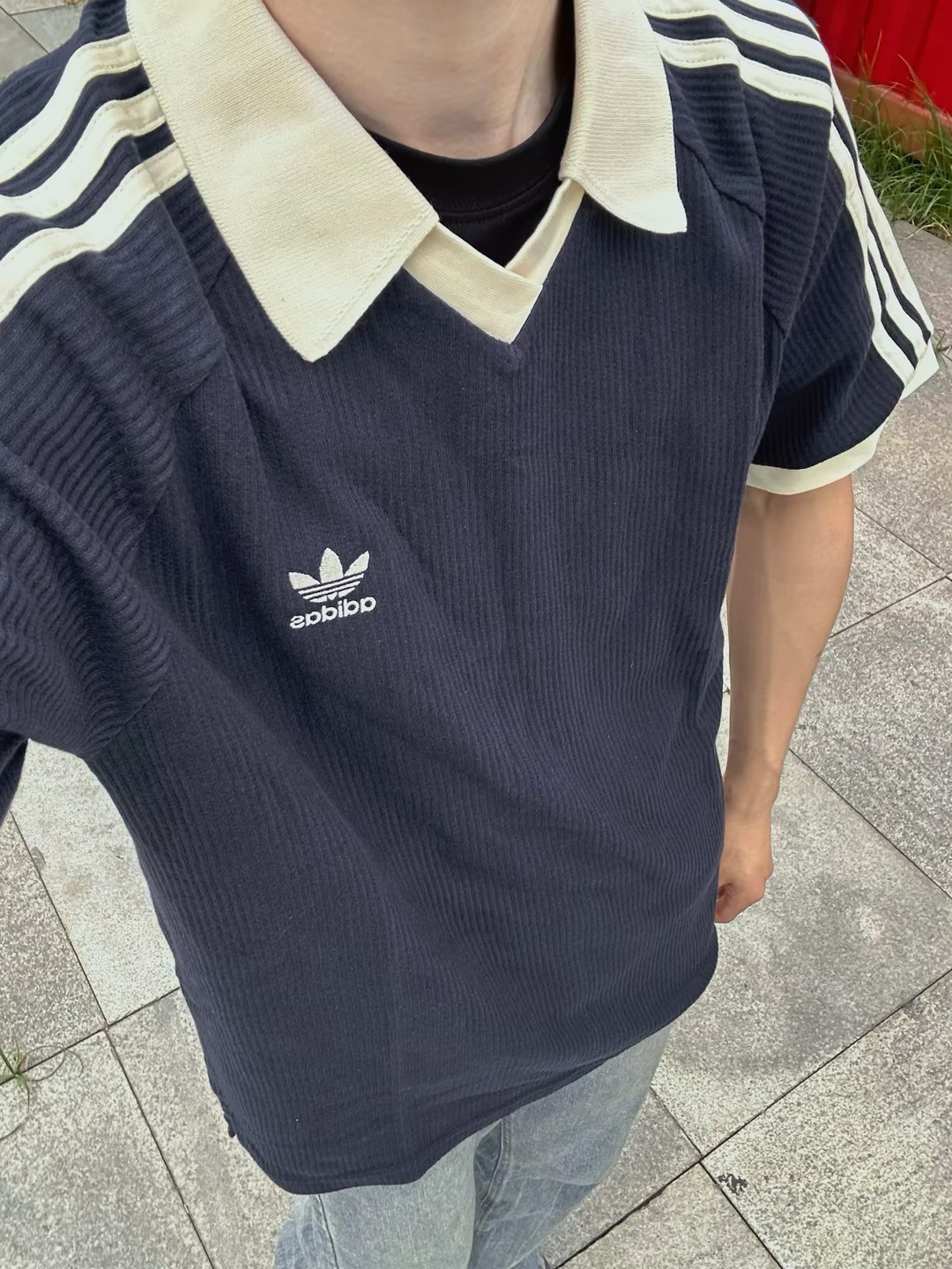男大夏日清冷感✨阿迪达斯三叶草藏青Polo太绝了