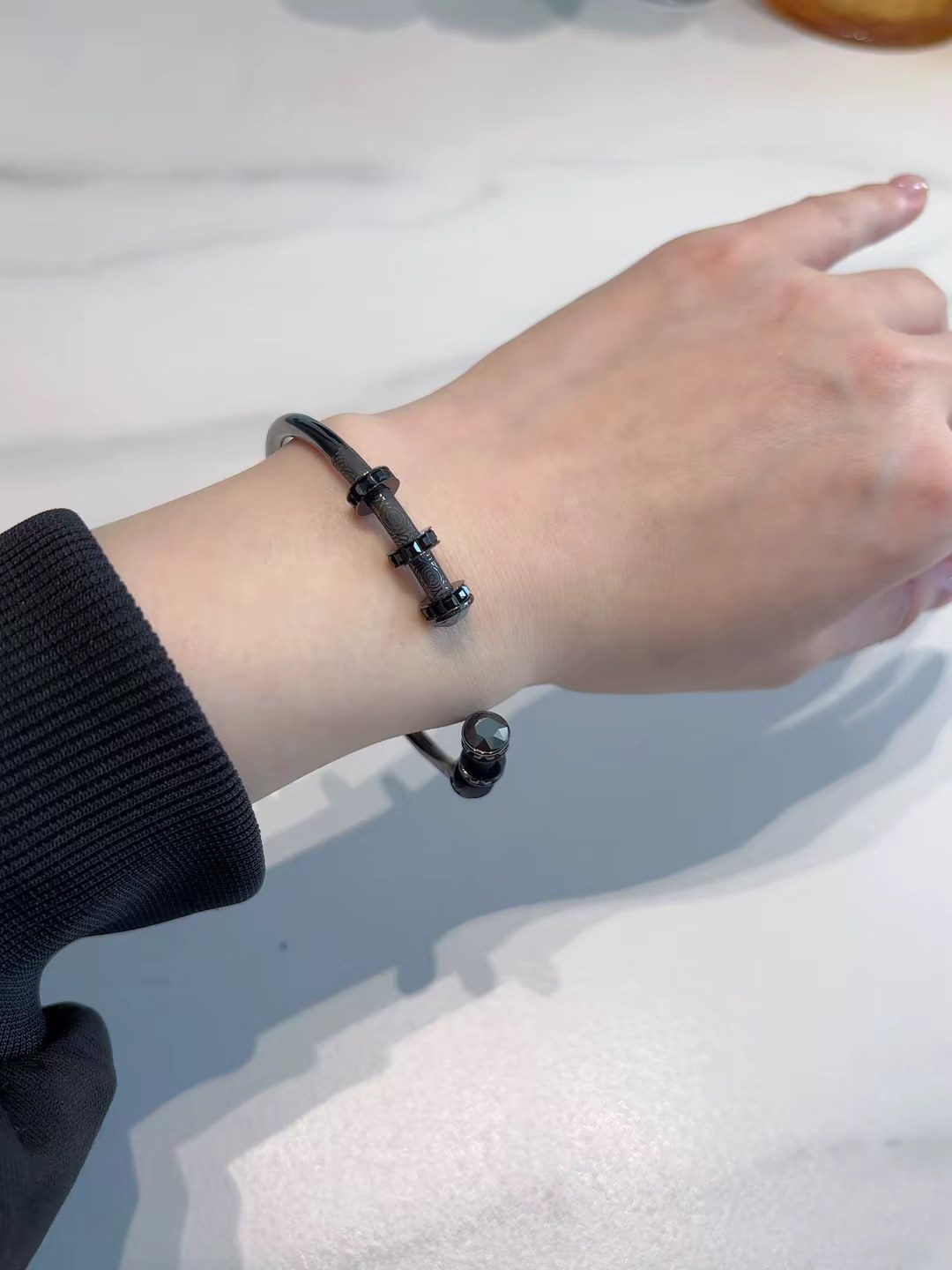 Swarovski施华洛世奇 金属手镯男款黑色