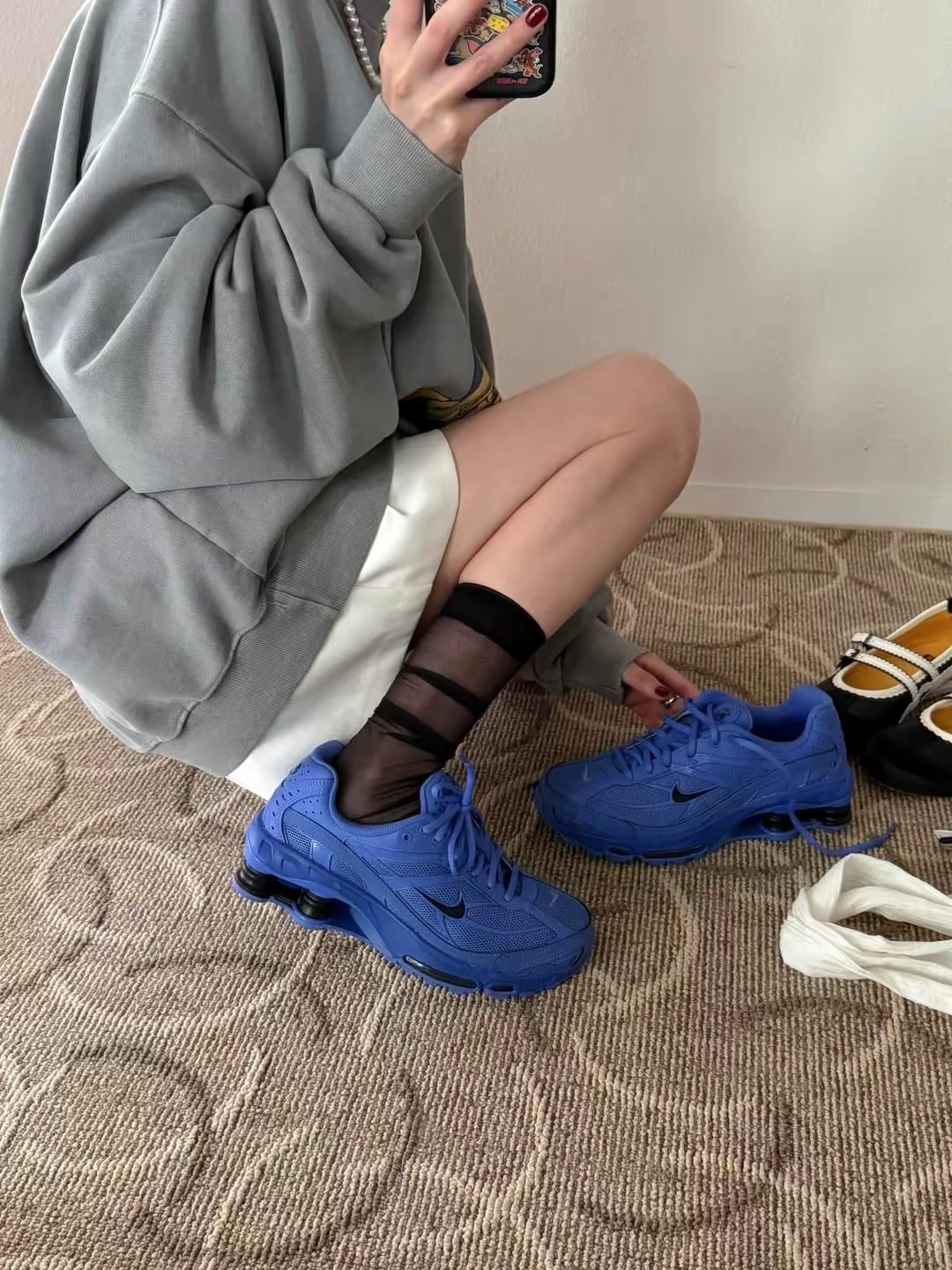 很好看的跑鞋,这个颜色很特别。